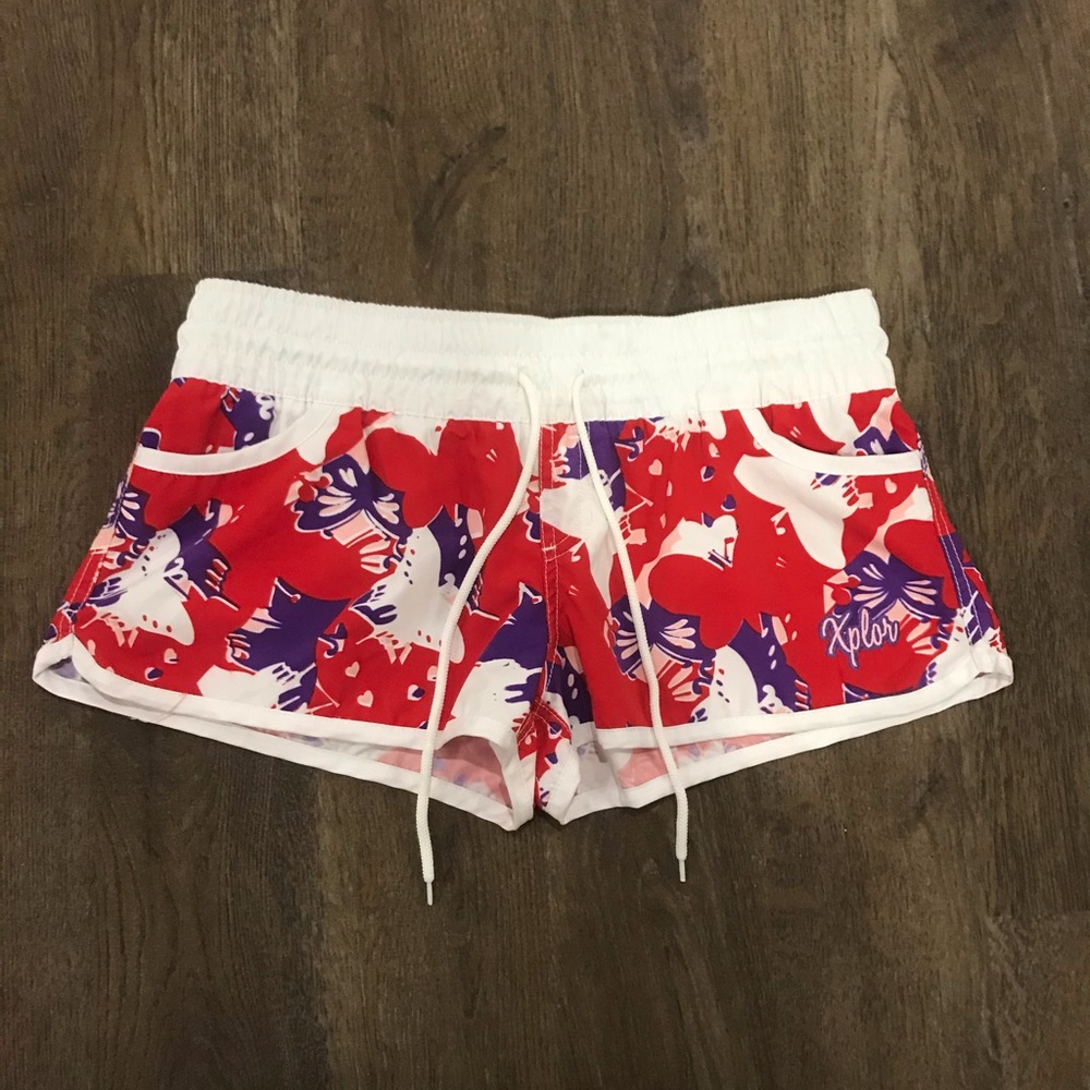 Xplor shorts with flowers! EUC